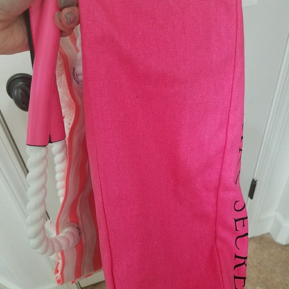 ✔SOLD✔ Victoria Secret beach bag - Picture 3 of 3